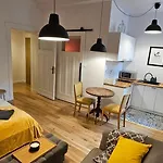 Brainy Apartments - South