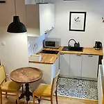 Brainy Apartments - South