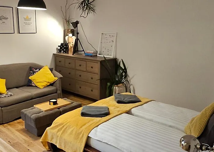 Brainy Apartments - South